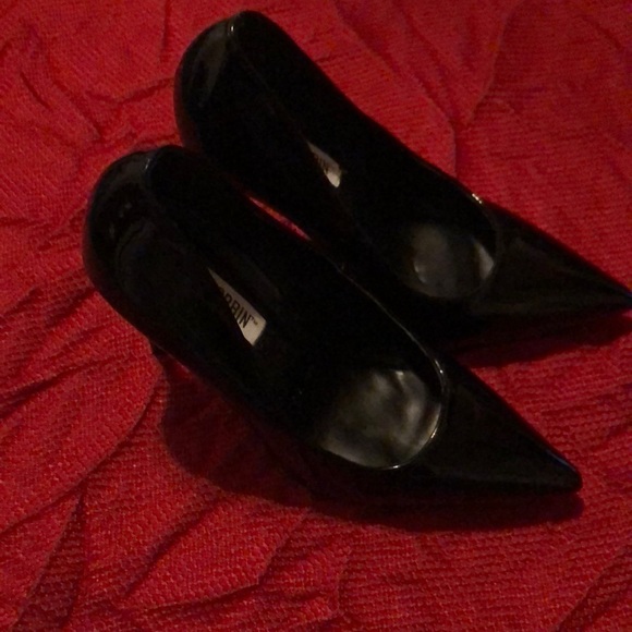 Shoes - Picture 2 of 4